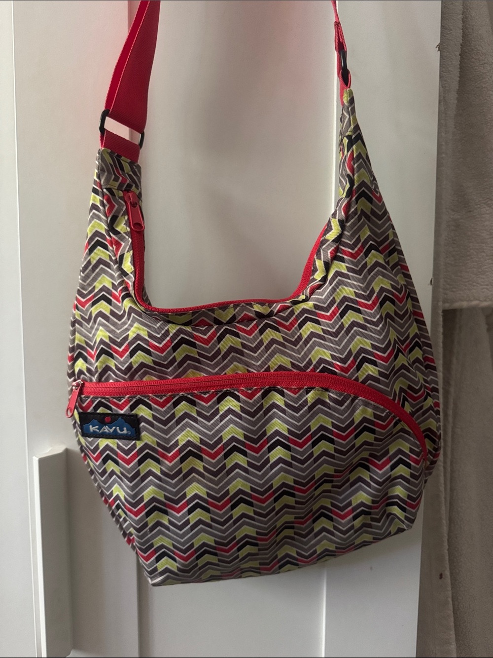 Kavu Chevron Shoulder Bag in Red, Olive, Gray